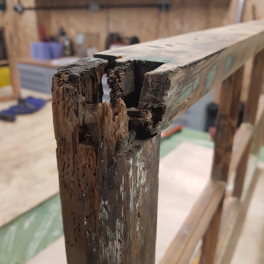 Decayed sash corner joint