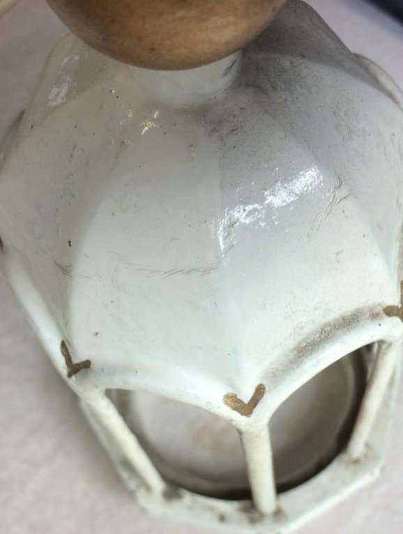 Cleaning test on the pinnacle, half cleaned, half still dirty
